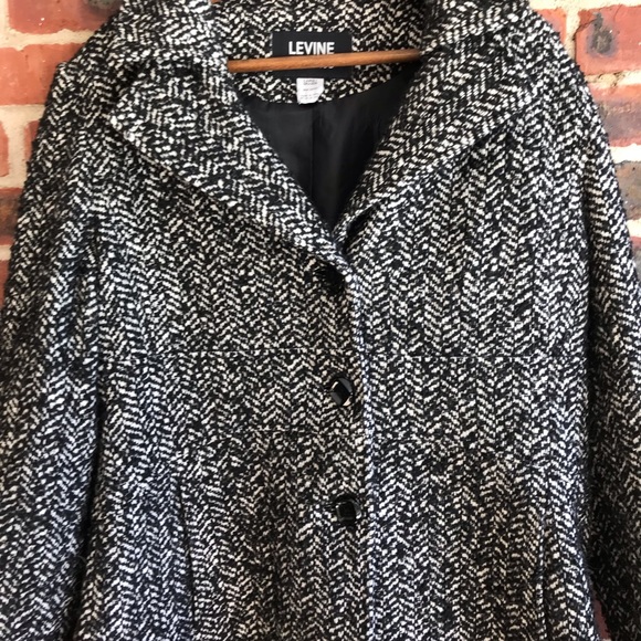 Black and White Fall/Winter Coat - Picture 2 of 7